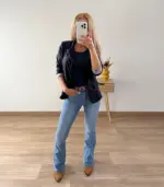 Pantalón vaquero acampanado