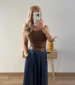 Camiseta tirante básica de cuello redondo