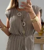 Pulsera rígida dorada con piedra - Imagen 2