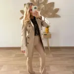 Pantalón estrecho campana con cremallera