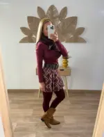 Falda pantalón corta plisada con cinturón. - Imagen 9