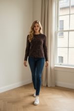 Camiseta tul manga larga relieve flores - Imagen 7