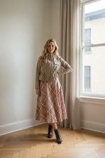 Falda midi cuadros con bolsillos y cinturón - Imagen 4